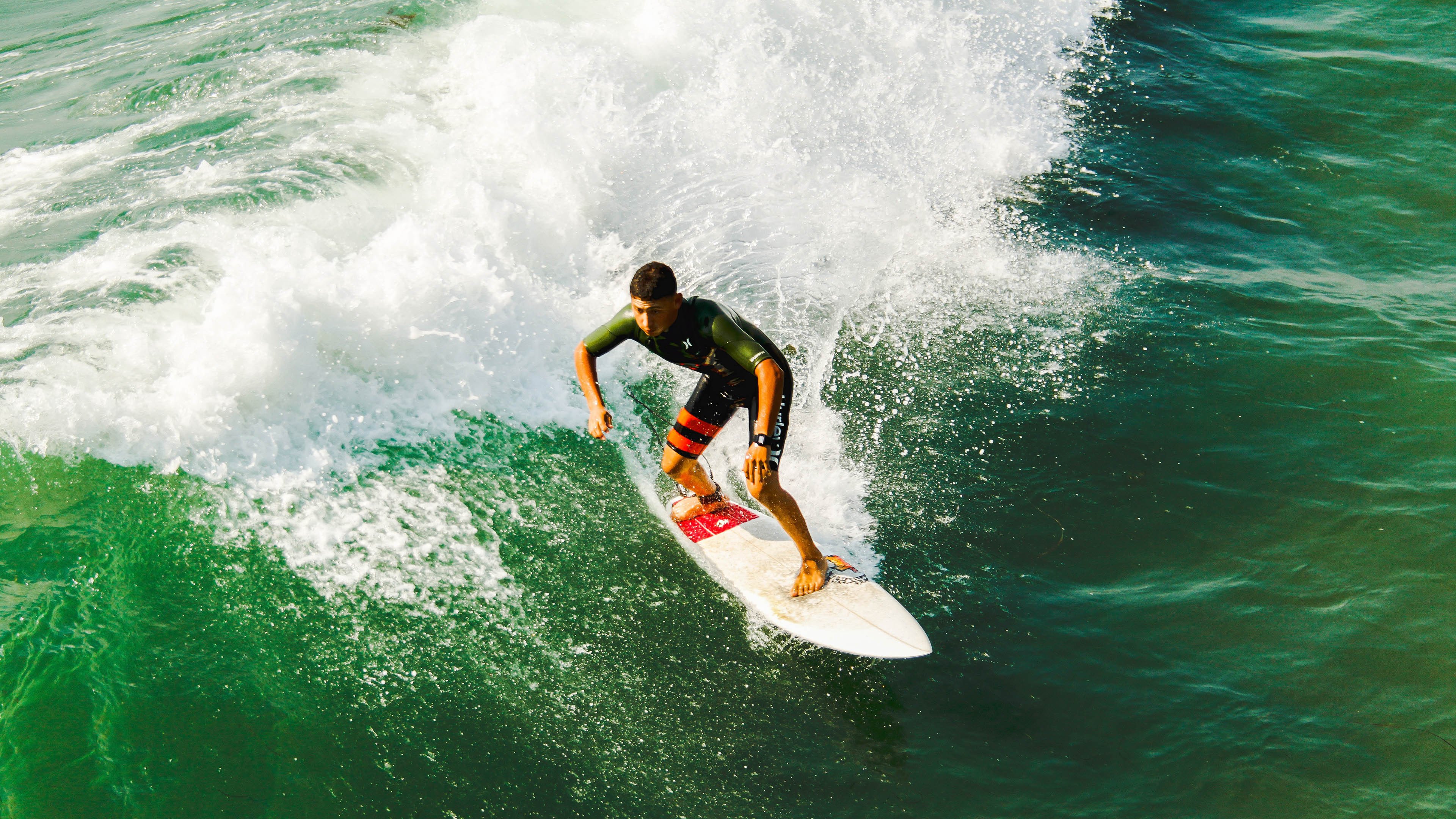 双加时鏖战!雷霆险胜掘金 亚历山大砍下40分创赛季新高